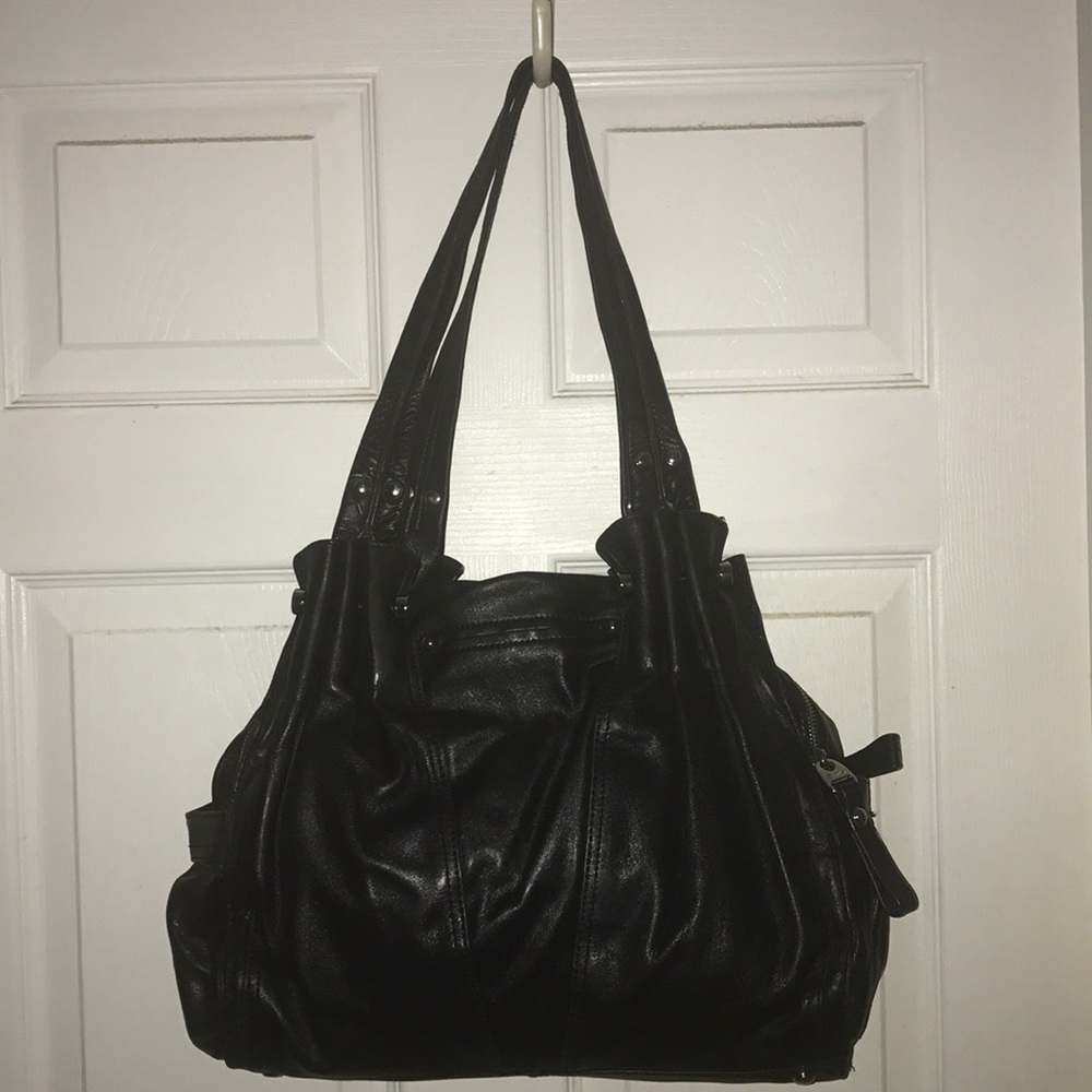 B. Makowsky Black handbag